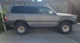 Toyota Land Cruiser 2000 годаүшін7 500 000 тг. в Алматы