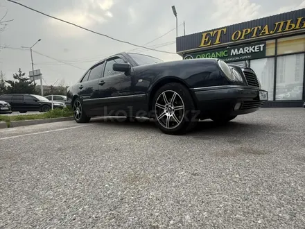 Mercedes-Benz E 280 1997 года за 3 250 000 тг. в Шымкент – фото 14