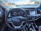 Toyota Highlander 2014 года за 15 500 000 тг. в Актобе – фото 4