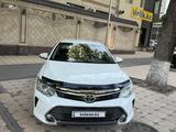 Toyota Camry 2015 года за 10 000 000 тг. в Шымкент