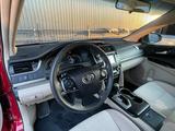 Toyota Camry 2014 года за 5 200 000 тг. в Атырау – фото 4