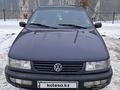 Volkswagen Passat 1994 годаfor2 200 000 тг. в Уральск