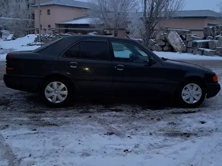 Mercedes-Benz C 180 1995 года за 2 100 000 тг. в Приозерск – фото 2