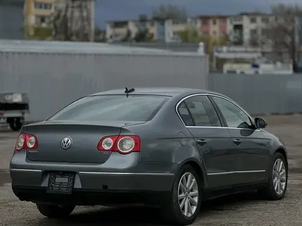 Volkswagen Passat 2005 года за 3 190 000 тг. в Костанай – фото 11
