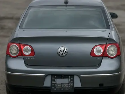 Volkswagen Passat 2005 года за 3 190 000 тг. в Костанай – фото 5