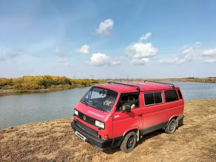 Volkswagen Caravelle 1990 года за 3 500 000 тг. в Астана – фото 4