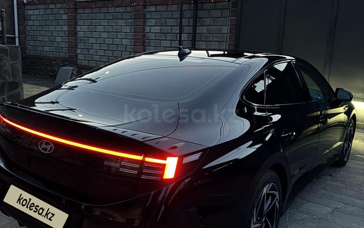 Hyundai Sonata — миниатюра 2