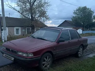 Mitsubishi Galant