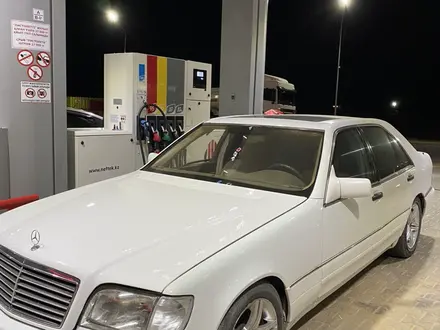 Mercedes-Benz S 320 1996 года за 3 500 000 тг. в Атырау