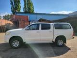 Toyota Hilux 2013 года за 9 900 000 тг. в Усть-Каменогорск – фото 3