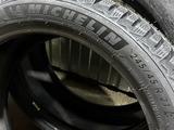 245/45 R21 Michelin x-ice north 4 for new Santa Fefor245 000 тг. в Астана – фото 4