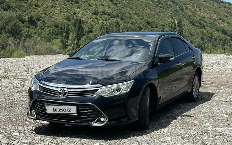 Toyota Camry 2014 годаfor11 000 000 тг. в Алматы