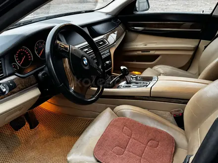 BMW 740 2010 года за 7 800 000 тг. в Алматы – фото 6