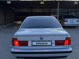 BMW 520 1992 года за 2 800 000 тг. в Жезказган – фото 2