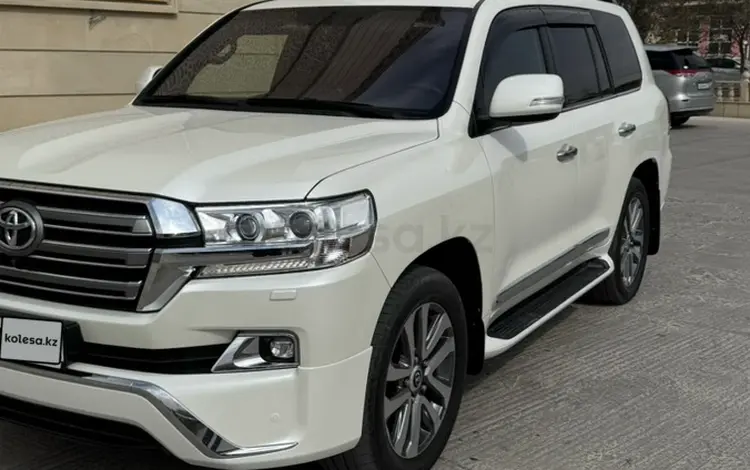 Toyota Land Cruiser 2017 годаүшін36 500 000 тг. в Актау