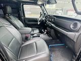 Jeep Wrangler 2022 года за 33 800 000 тг. в Шымкент – фото 5
