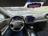 Toyota Camry 2002 года за 5 100 000 тг. в Есик – фото 3