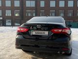 Toyota Camry 2020 года за 13 100 000 тг. в Алматы – фото 3