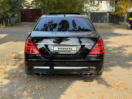 Mercedes-Benz S 500 2007 года за 9 000 000 тг. в Алматы – фото 19