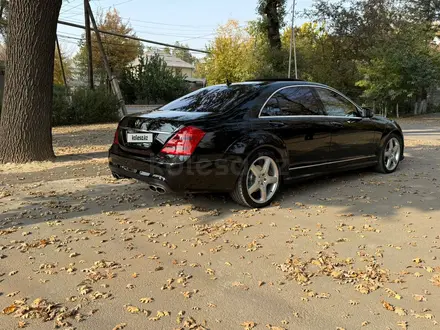 Mercedes-Benz S 500 2007 года за 9 000 000 тг. в Алматы – фото 20