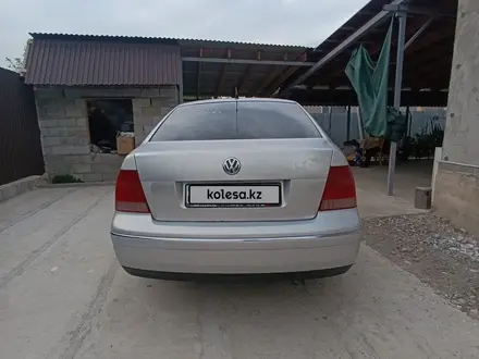 Volkswagen Golf 2002 года за 1 600 000 тг. в Алматы – фото 3