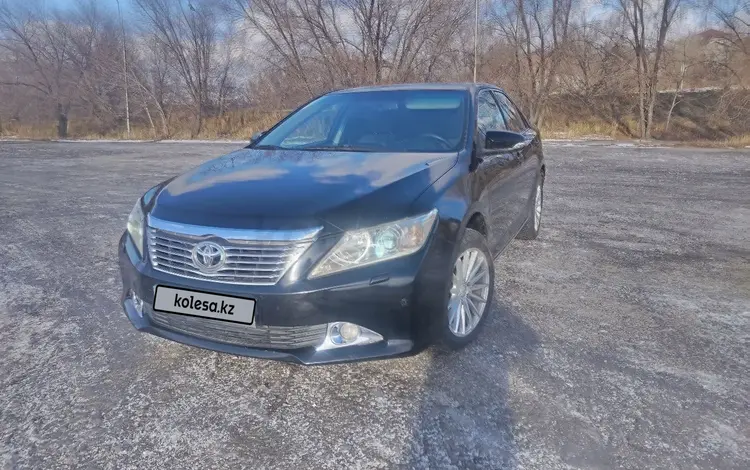 Toyota Camry 2012 года за 9 000 000 тг. в Семей