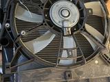 Диффузор вентилятор моторчик Тойота Ярис 1.3 2 нз-фе 1.5 1нз-фе 2005 за 35 000 тг. в Алматы – фото 2