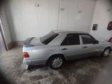 Mercedes-Benz E 230 1988 года за 850 000 тг. в Аральск – фото 5