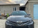 Toyota Camry 2020 года за 11 000 000 тг. в Жанаозен – фото 5