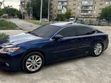 Lexus ES 300h 2013 годаүшін6 900 000 тг. в Атырау