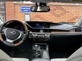 Lexus ES 300h 2013 годаүшін6 900 000 тг. в Атырау – фото 5