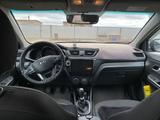 Kia Rio 2012 года за 2 700 000 тг. в Уральск – фото 2