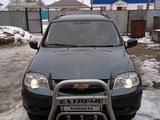 Chevrolet Niva 2013 года за 2 800 000 тг. в Атырау – фото 4