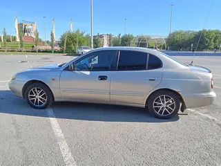 Daewoo Leganza