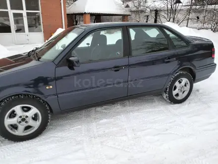 Volkswagen Passat 1994 года за 2 599 000 тг. в Петропавловск – фото 2
