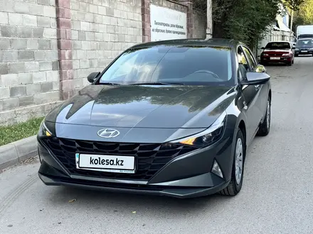 Hyundai Elantra 2022 года за 9 300 000 тг. в Алматы – фото 3