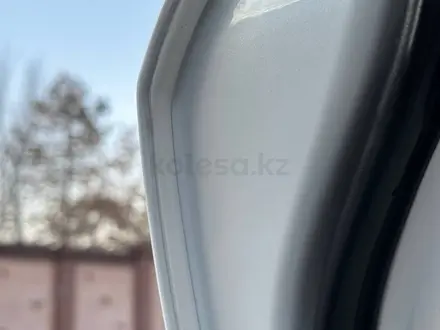 Toyota Camry 2017 года за 14 900 000 тг. в Шымкент – фото 18
