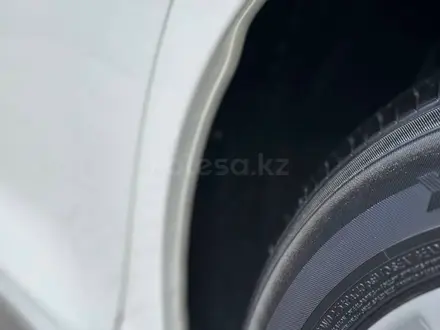 Toyota Camry 2017 года за 14 900 000 тг. в Шымкент – фото 27