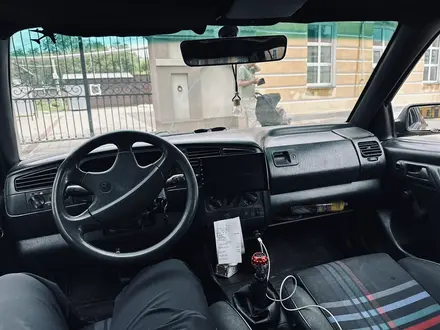 Volkswagen Golf 1992 года за 800 000 тг. в Уральск – фото 6