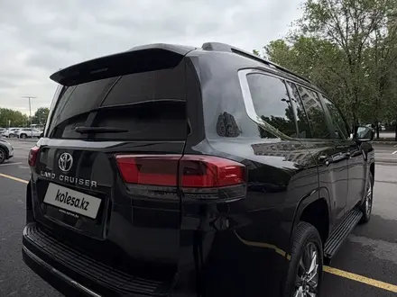 Toyota Land Cruiser 2023 года за 52 500 000 тг. в Алматы – фото 4