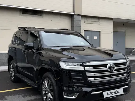 Toyota Land Cruiser 2023 года за 52 500 000 тг. в Алматы – фото 2