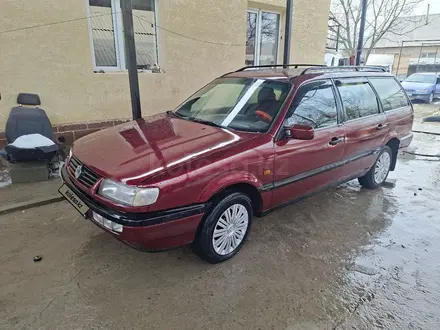 Volkswagen Passat 1996 года за 1 600 000 тг. в Шымкент – фото 2