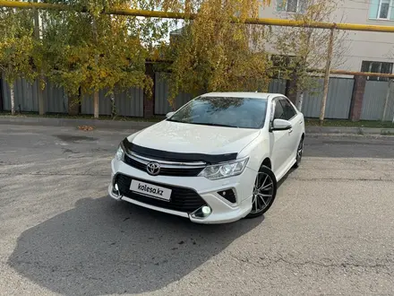 Toyota Camry 2017 года за 11 800 000 тг. в Алматы – фото 10