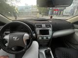 Toyota Camry 2006 года за 4 300 000 тг. в Актобе – фото 2