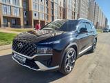Hyundai Santa Fe 2022 года за 17 500 000 тг. в Астана