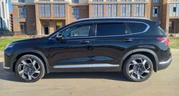 Hyundai Santa Fe 2022 годаүшін16 900 000 тг. в Астана – фото 4
