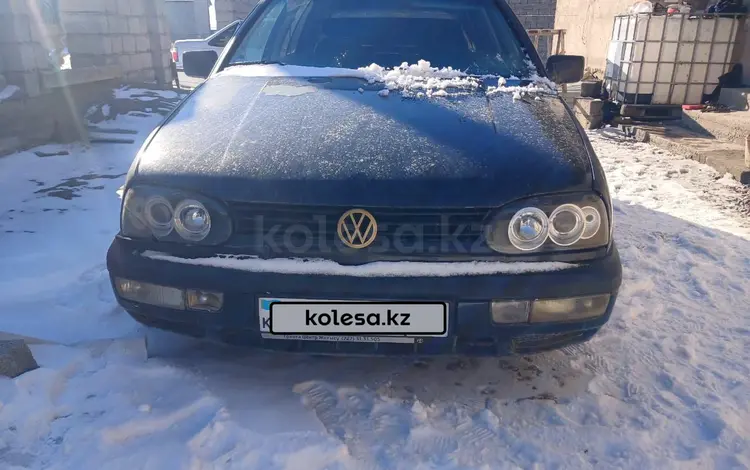 Volkswagen Golf 1994 годаүшін1 200 000 тг. в Шымкент