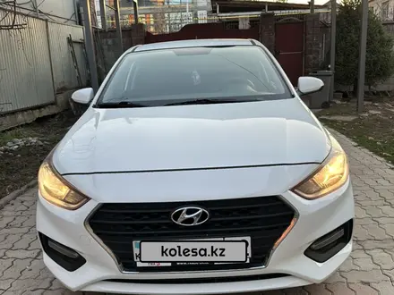 Hyundai Accent 2018 года за 6 600 000 тг. в Алматы – фото 3