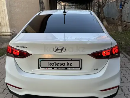 Hyundai Accent 2018 года за 6 600 000 тг. в Алматы – фото 8