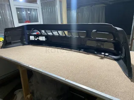 Передний бампер — Volkswagen Golf 3 1992-1997 за 17 000 тг. в Алматы – фото 10